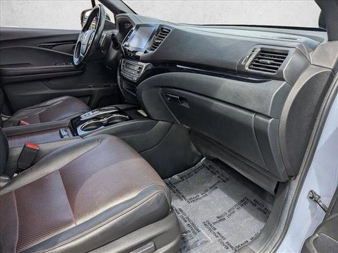 Used 2023 Honda Ridgeline Black Edition image 28