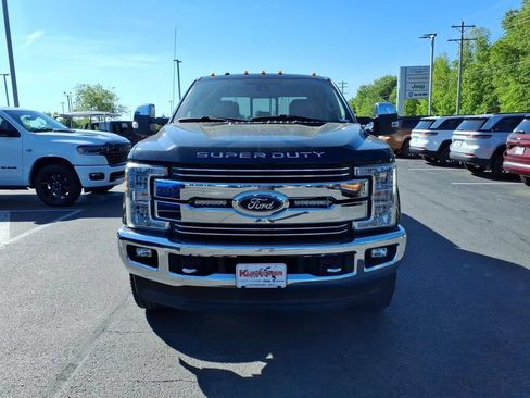 Used 2017 Ford F350 Lariat AWD/4WD image 3