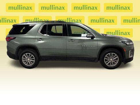 Used 2022 Chevrolet Traverse LT FWD image 21