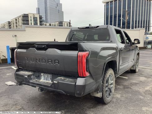 Used 2024 Toyota Tundra Platinum AWD/4WD image 6