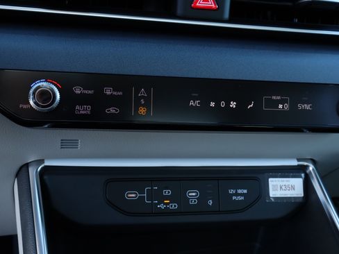 New 2026 Kia Carnival SX FWD image 12