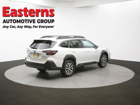 Used 2024 Subaru Outback Premium AWD/4WD image 35