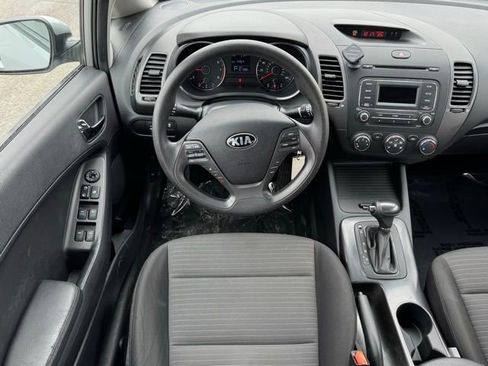 Used 2015 Kia Forte LX w/ Popular Package image 4