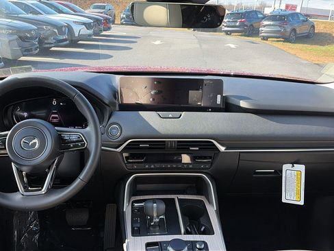 New 2025 MAZDA CX-70 Plug-In Hybrid w/ Premium Pkg image 16