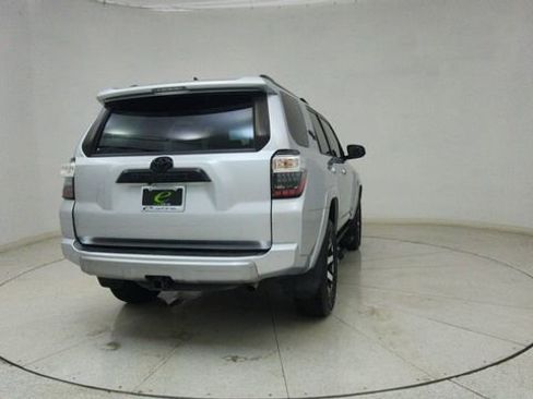 Used 2022 Toyota 4Runner TRD Off-Road image 66