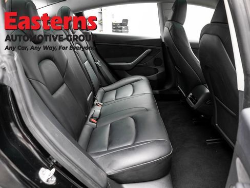 Used 2023 Tesla Model 3 Standard Range RWD image 16