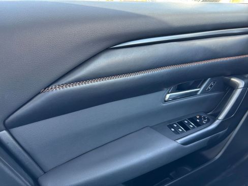 Used 2025 MAZDA CX-50 2.5 Hybrid w/ Premium Plus Pkg image 18