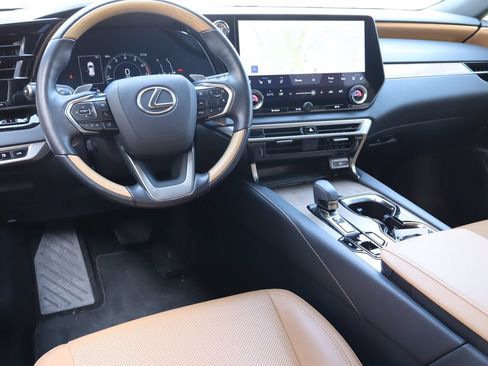 Used 2024 Lexus RX 350 Premium w/ Accessory Package (Z1) FWD image 5