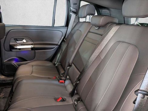 Certified 2025 Mercedes-Benz GLB 250 image 20