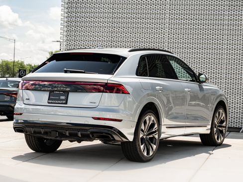 Certified 2025 Audi Q8 Premium Plus w/ Premium Plus Package AWD/4WD image 4