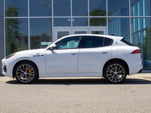 Used 2023 Maserati Grecale GT AWD/4WD image 7