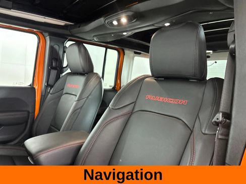 Used 2025 Jeep Wrangler Unlimited Rubicon AWD/4WD image 11