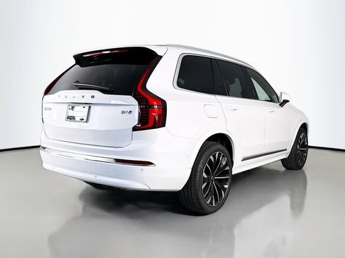 New 2026 Volvo XC90 B6 Plus w/ Protection Package Premier AWD/4WD image 7