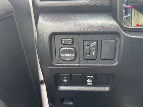 Used 2019 Toyota 4Runner SR5 Premium AWD/4WD image 16
