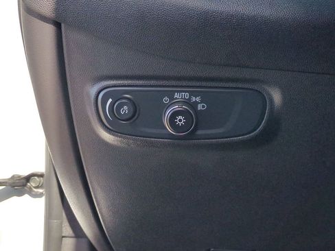 Used 2024 Chevrolet Equinox LT AWD/4WD image 23