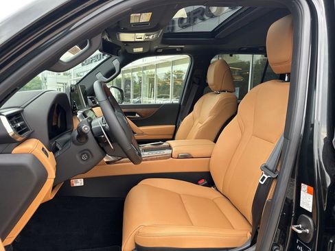 New 2026 Lexus LX 600 4WD w/ Luxury Package image 11