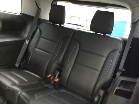 Used 2019 GMC Acadia SLT image 6