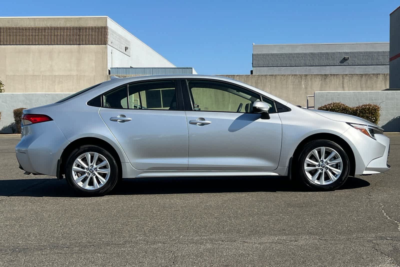 Certified 2024 Toyota Corolla LE w/ LE Convenience Package FWD image 3