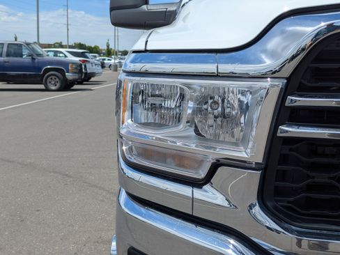Used 2024 RAM 3500 Tradesman w/ Chrome Appearance Group AWD/4WD image 41