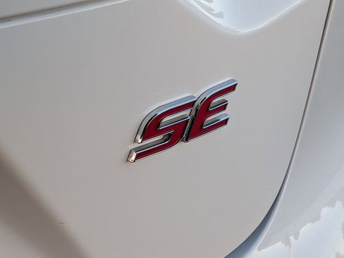 Certified 2022 Toyota Corolla SE image 27