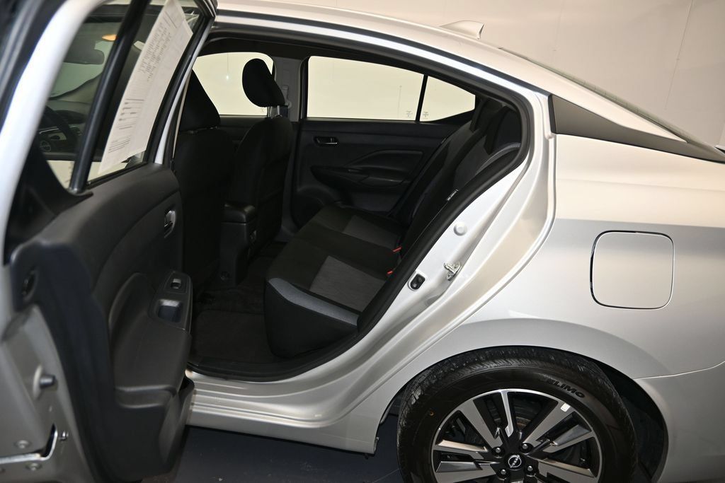 Used 2025 Nissan Versa SV FWD image 22