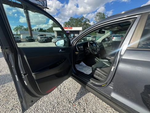 Used 2016 Hyundai Tucson Limited w/ Option Group 03 AWD/4WD image 9