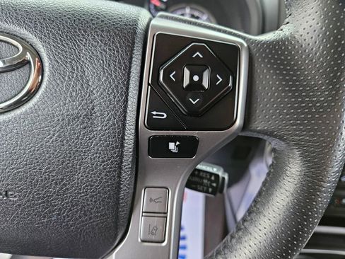 Used 2021 Toyota 4Runner Limited image 27