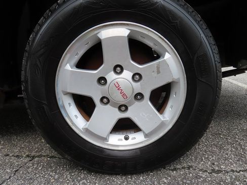 Used 2012 GMC Canyon SLE image 35