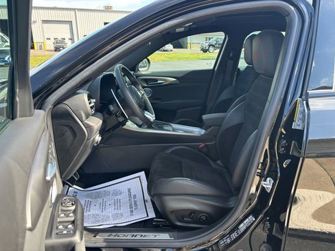 Used 2024 Dodge Hornet R/T Plus image 9