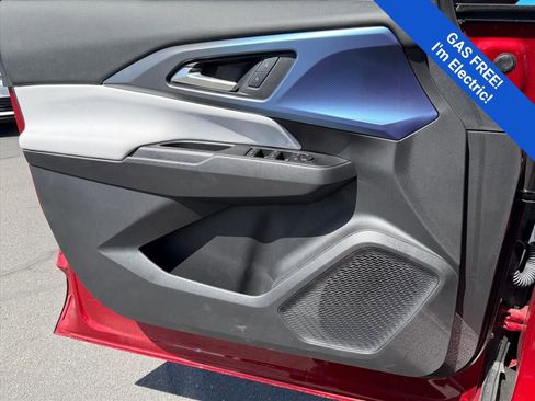 New 2026 Chevrolet Equinox EV LT AWD/4WD image 9