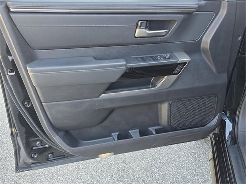 Used 2023 Toyota Tundra Limited image 40