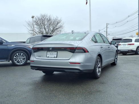 Used 2024 Honda Accord EX image 4