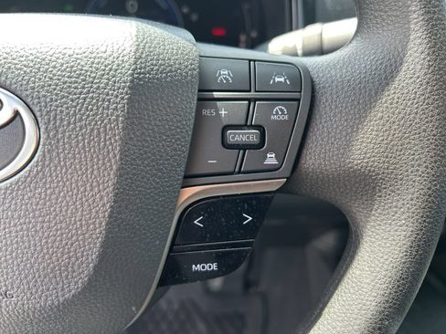 Used 2026 Toyota Camry LE FWD image 23