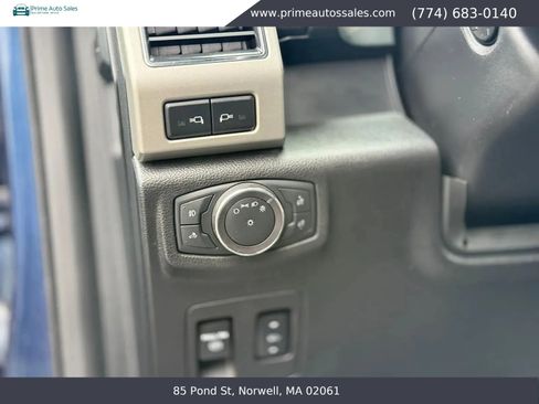 Used 2019 Ford F150 Lariat w/ Equipment Group 502A Luxury AWD/4WD image 30