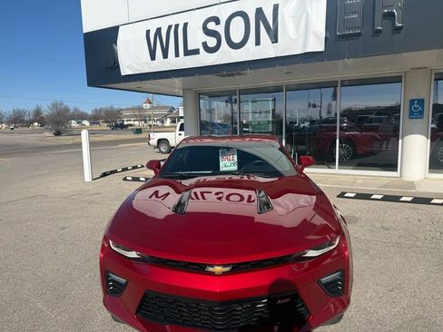 Used 2018 Chevrolet Camaro SS image 3