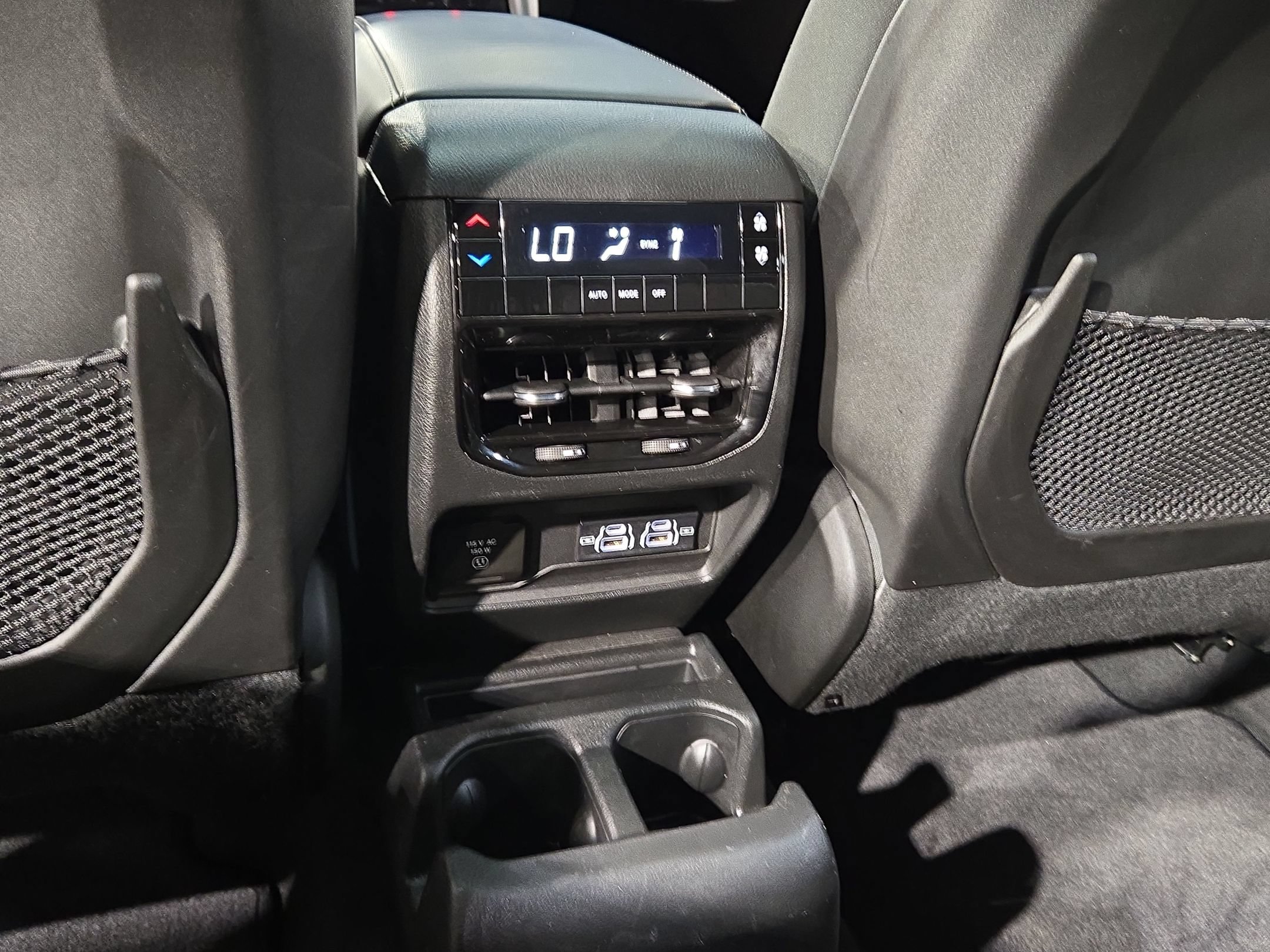Used 2025 Jeep Grand Cherokee L Laredo w/ Luxury Tech Group I AWD/4WD image 39