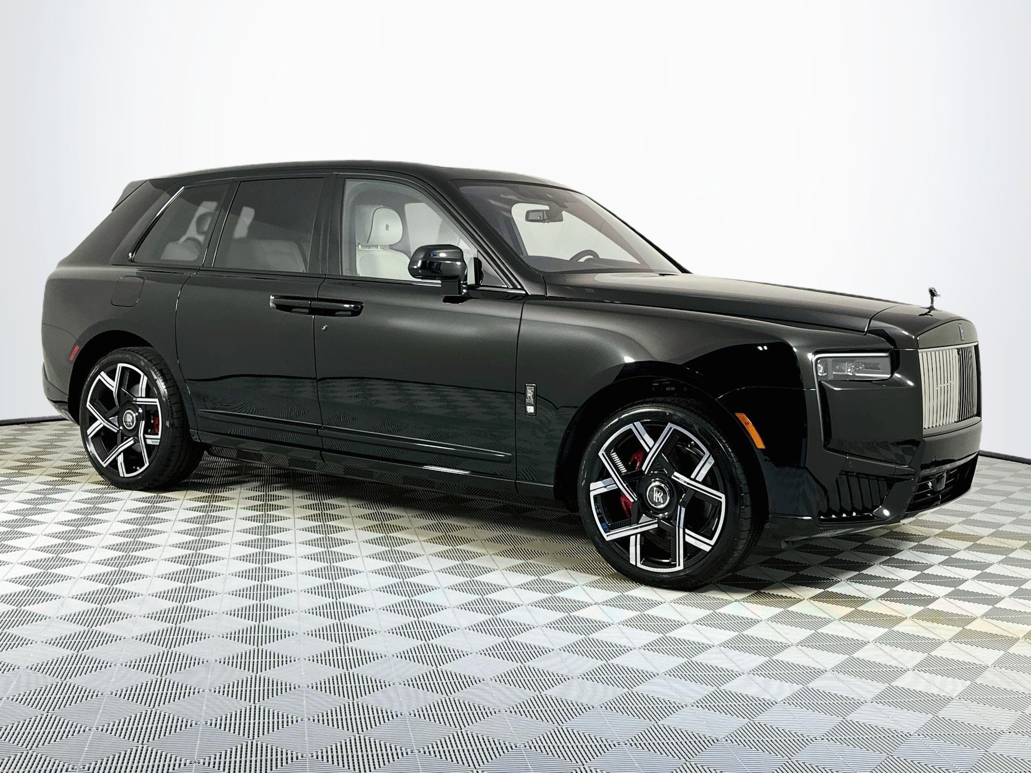 New 2027 Rolls-Royce Cullinan Black Badge AWD/4WD image 6