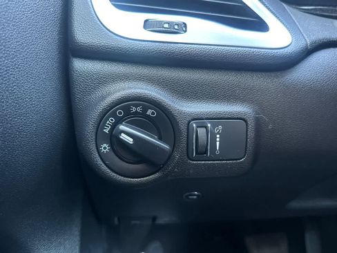 Used 2014 Dodge Dart SXT FWD image 28