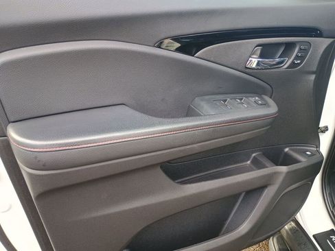 Used 2022 Honda Ridgeline Black Edition image 10