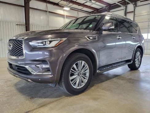 Used 2024 INFINITI QX80 Luxe AWD/4WD image 2