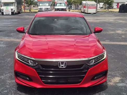 Used 2018 Honda Accord Sport image 9