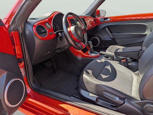 Used 2019 Volkswagen Beetle 2.0T S image 27