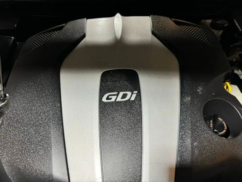 Used 2013 Hyundai Genesis 3.8 w/ Technology Pkg image 36