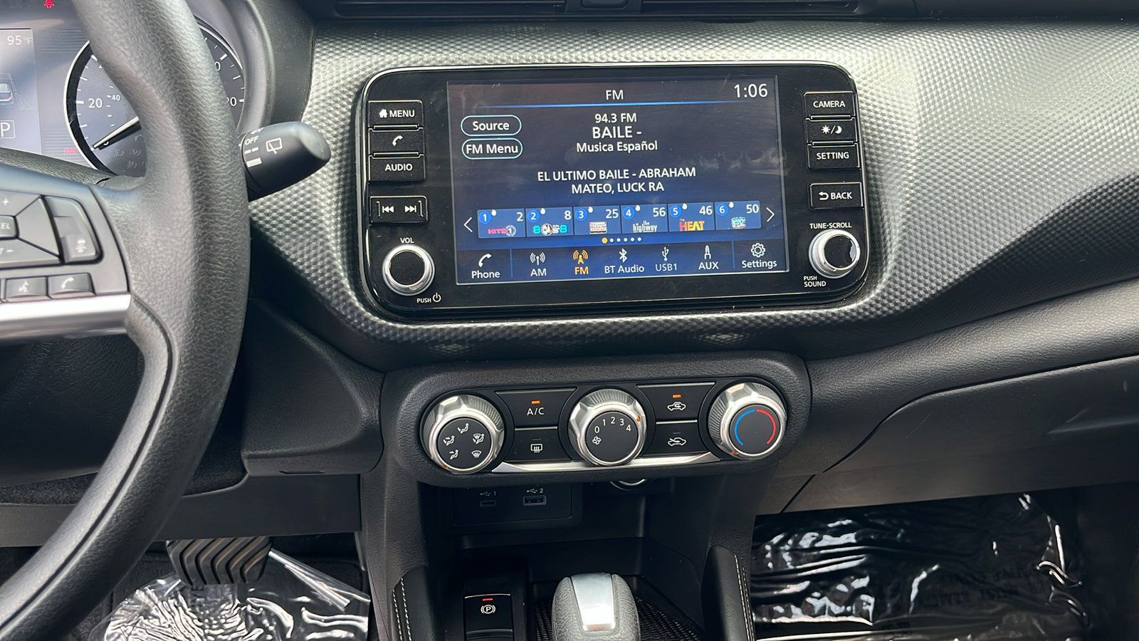 Used 2024 Nissan Kicks SV FWD image 20