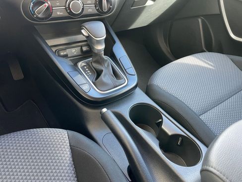 Used 2025 Kia Soul LX w/ LX Technology Package image 39