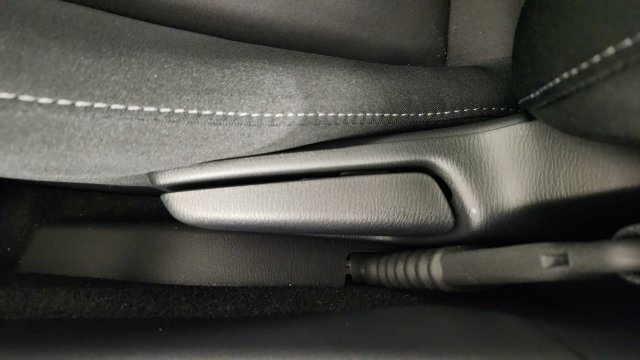 New 2026 MAZDA MX-5 Miata Club w/ Interior Package RWD image 13