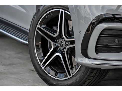 New 2026 Mercedes-Benz GLS 450 4MATIC image 3