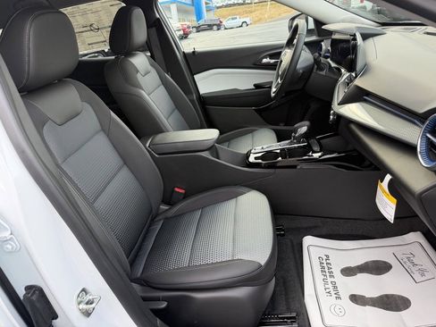 New 2026 Chevrolet Trax LT w/ Driver Confidence Package image 25