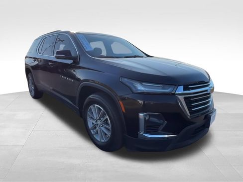Used 2023 Chevrolet Traverse LT AWD/4WD image 2