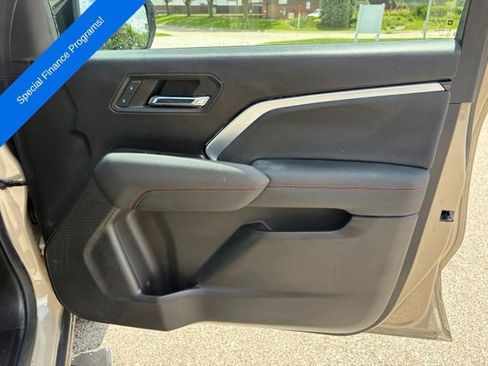 Used 2023 Chevrolet Colorado Z71 w/ Z71 Convenience Package 2 AWD/4WD image 28